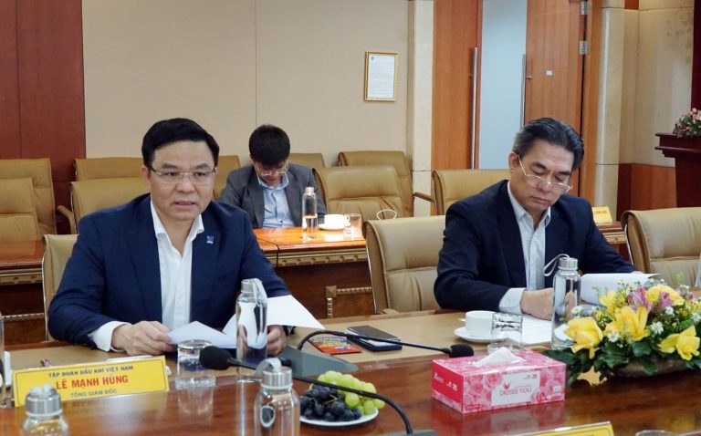 Đồng lòng vì sự phát triển ổn định, vì đời sống của người lao động