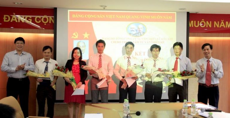 Chi bộ Đảng DEC họp mở rộng và tổ chức lễ kết nạp Đảng viên mới