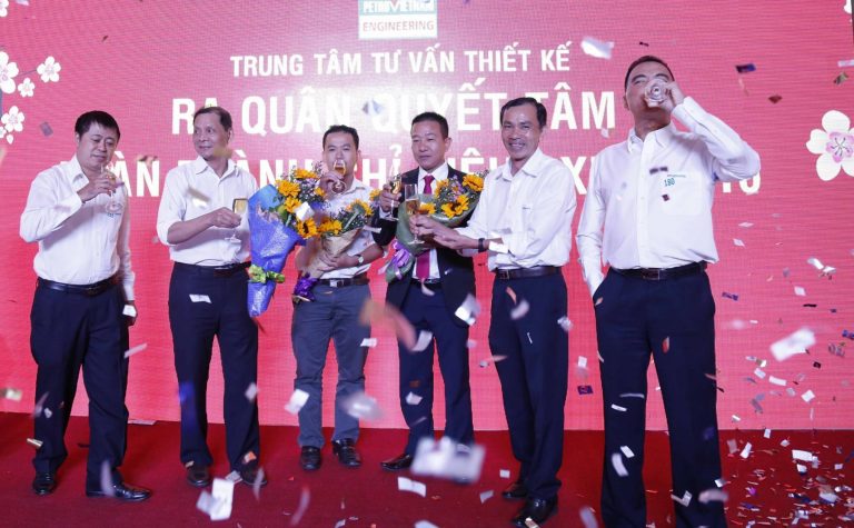 Người PVE hân hoan chào năm mới